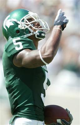 devin-thomas-points-at-sky.jpg