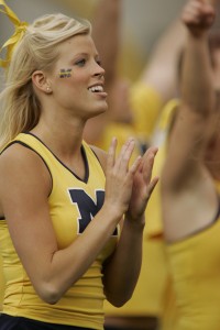 michigan_cheerleader