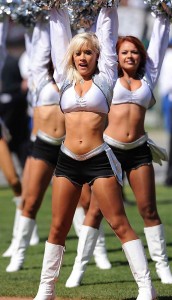 derek-carr-oakland-raiders-cheerleaders-nfl-mock-draft