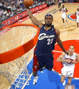 lebron-james-dunk lebron james elbow