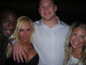 urlacher-boobs