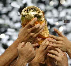 fifa world cup trophy-ruud-van-nistelrroy