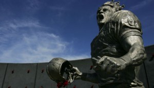 pat_tillman_statue