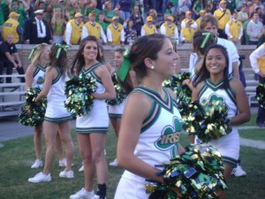 notre-dame_cheerleaders