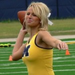 michigan-cheerleaders-wolverines-taylor-lewan-devin-funchess