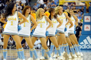 HOT UCLA CHEERLEADERS