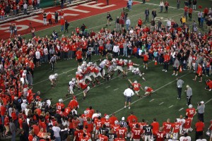 buckeyes-fans-noah-spence