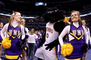 northern iowa cheerleaders