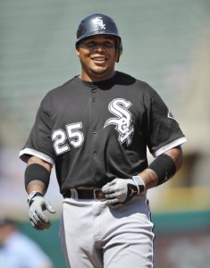 andruw smiles infield upi former