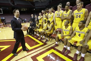 richard-pitino-andre-hollins