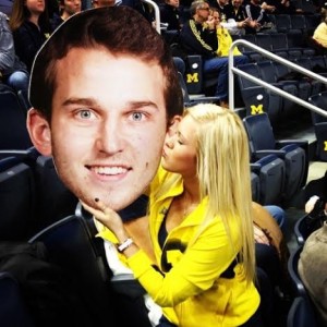 nik-stauskas-girlfriend-taylor-anderson