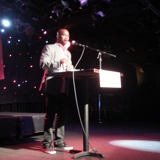 AUDIO: Former Steelers WR Antwaan Randle El jokes about IU “whiteness”