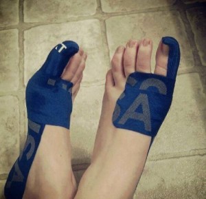 KT Tape feet