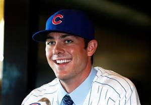 Kris Bryant Signs with the Chicago Cubs
