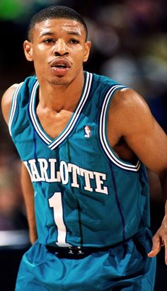 muggsy-bogues - The Bank