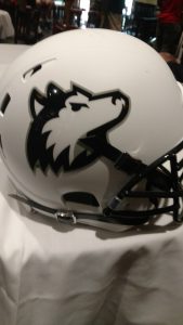 niu huskies