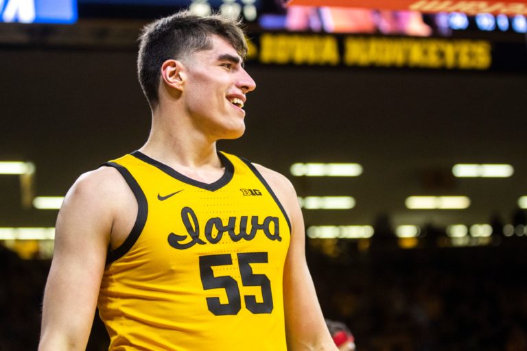 Luka Garza Named Wooden Finalist, FrontRunner for Natl POY Awards