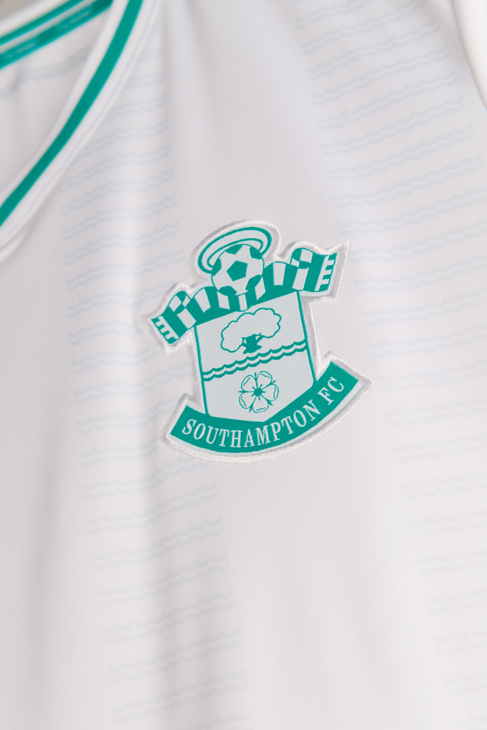 New Southampton FC Away Kit is Fresh and Clean (Photos)